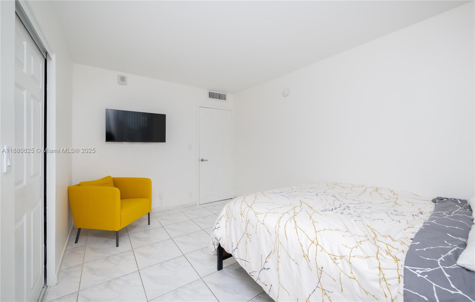 2030 South Ocean Drive, Unit 227 Hallandale Beach, FL 33009 - Photo 31 of 60 3RD BEDROOM