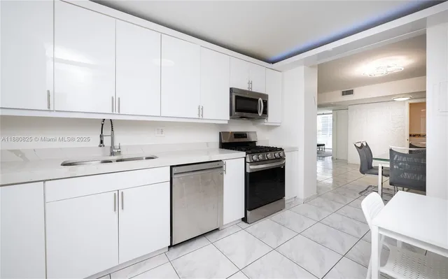 $3,500 | 2030 South Ocean Drive, Unit 227, Hallandale Beach, FL 33009