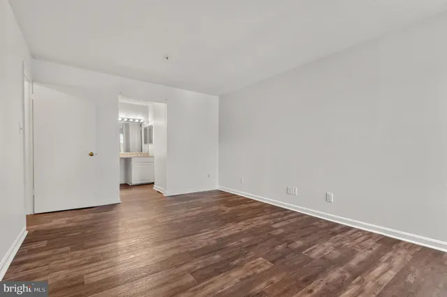 $320,000 | 4942 Columbia Road, Unit 5 37, Columbia, MD 21044