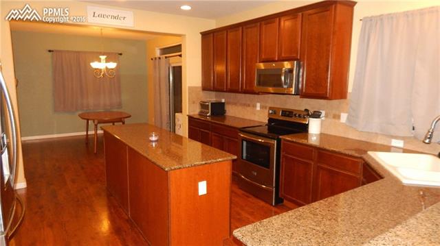 639 Struthers Ranch Road Colorado Springs, CO 80921 - Photo 6 of 11 Gallery Image 6