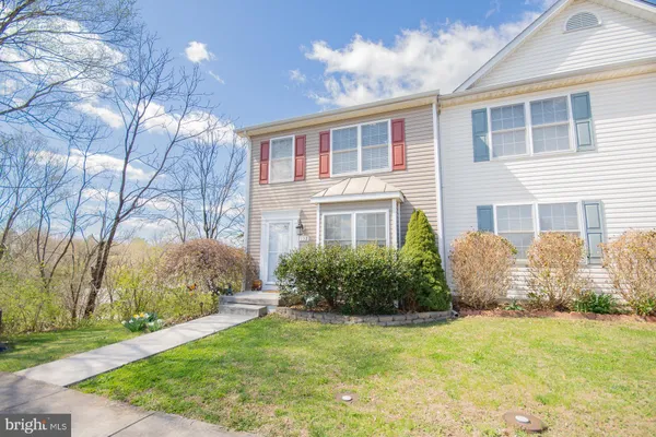 $355,000 | 132 Seabreeze Lane, Winchester, VA 22602