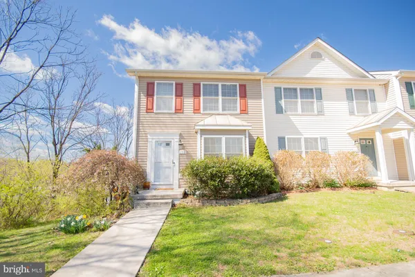$355,000 | 132 Seabreeze Lane, Winchester, VA 22602