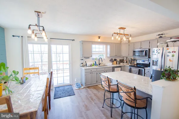 $355,000 | 132 Seabreeze Lane, Winchester, VA 22602