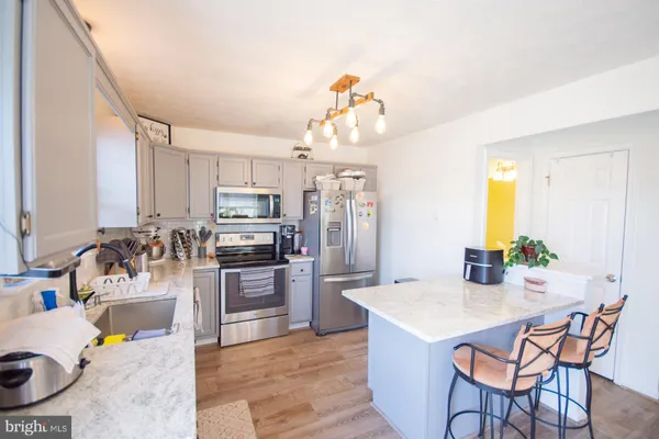 $355,000 | 132 Seabreeze Lane, Winchester, VA 22602