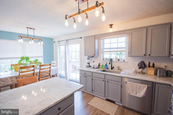 $355,000 | 132 Seabreeze Lane, Winchester, VA 22602