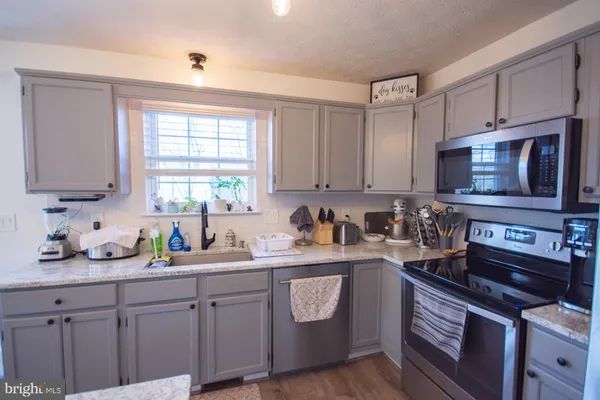 $355,000 | 132 Seabreeze Lane, Winchester, VA 22602