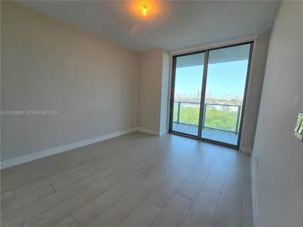 $629,900 | 16385 Biscayne Boulevard, Unit 1019, North Miami Beach, FL 33160