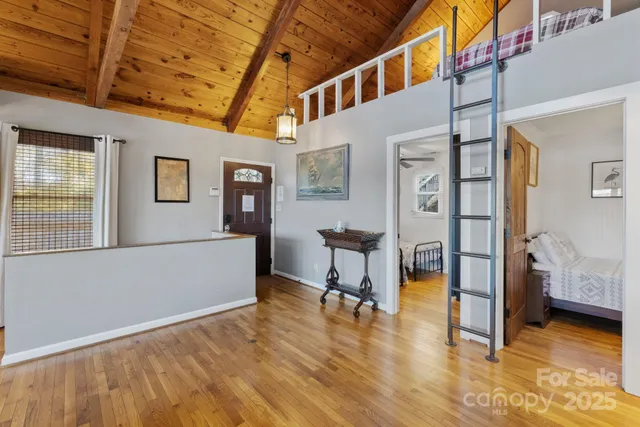 $585,000 | 579 Riverview Drive, Lexington, NC 27292