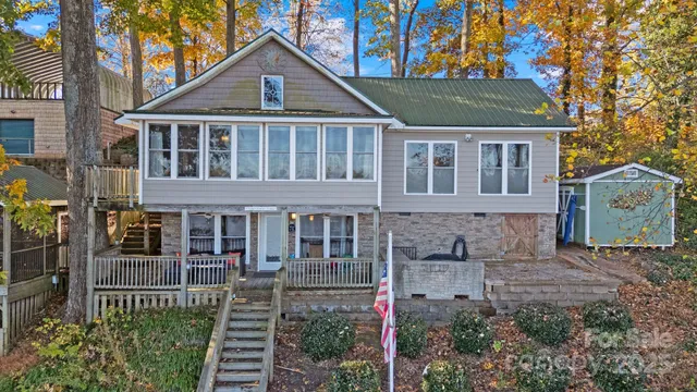 $585,000 | 579 Riverview Drive, Lexington, NC 27292