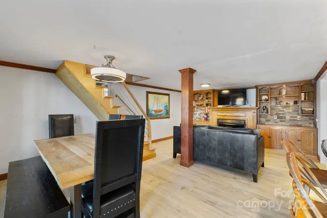 $585,000 | 579 Riverview Drive, Lexington, NC 27292