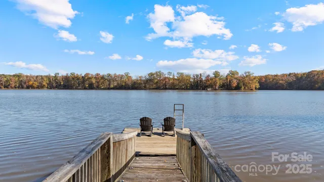 $585,000 | 579 Riverview Drive, Lexington, NC 27292