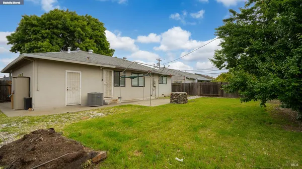 $425,000 | 231 East Colorado Street, Fairfield, CA 94533