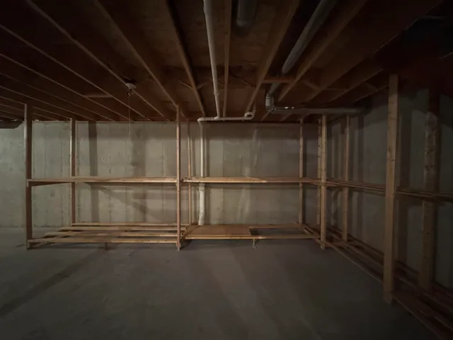 $274,900 | 2290 Patriot Lane, Unit B, Oshkosh, WI 54904