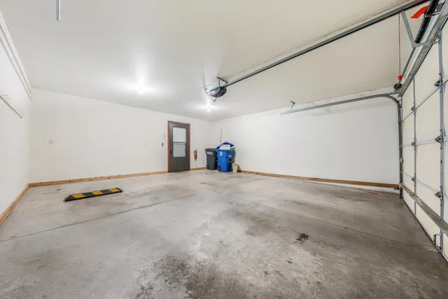 $274,900 | 2290 Patriot Lane, Unit B, Oshkosh, WI 54904