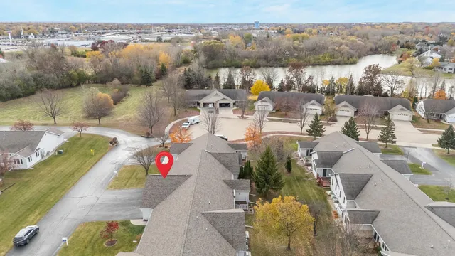 $274,900 | 2290 Patriot Lane, Unit B, Oshkosh, WI 54904