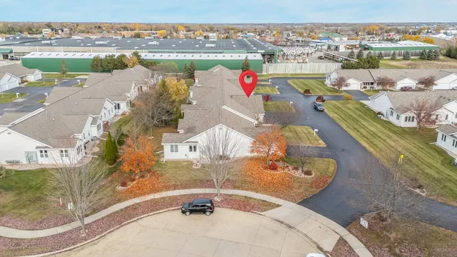 $274,900 | 2290 Patriot Lane, Unit B, Oshkosh, WI 54904