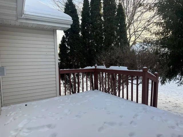 $274,900 | 2290 Patriot Lane, Unit B, Oshkosh, WI 54904