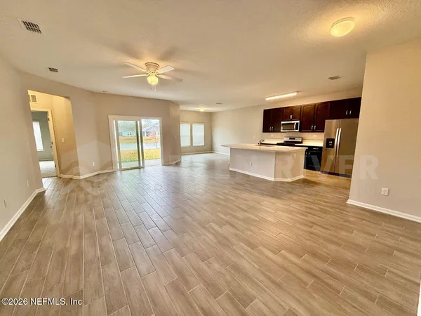 $2,150 | 2966 Firethorn Avenue, Orange Park, FL 32073