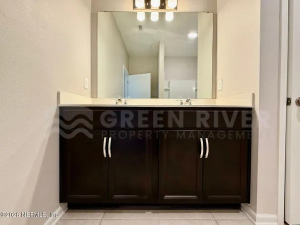$2,150 | 2966 Firethorn Avenue, Orange Park, FL 32073