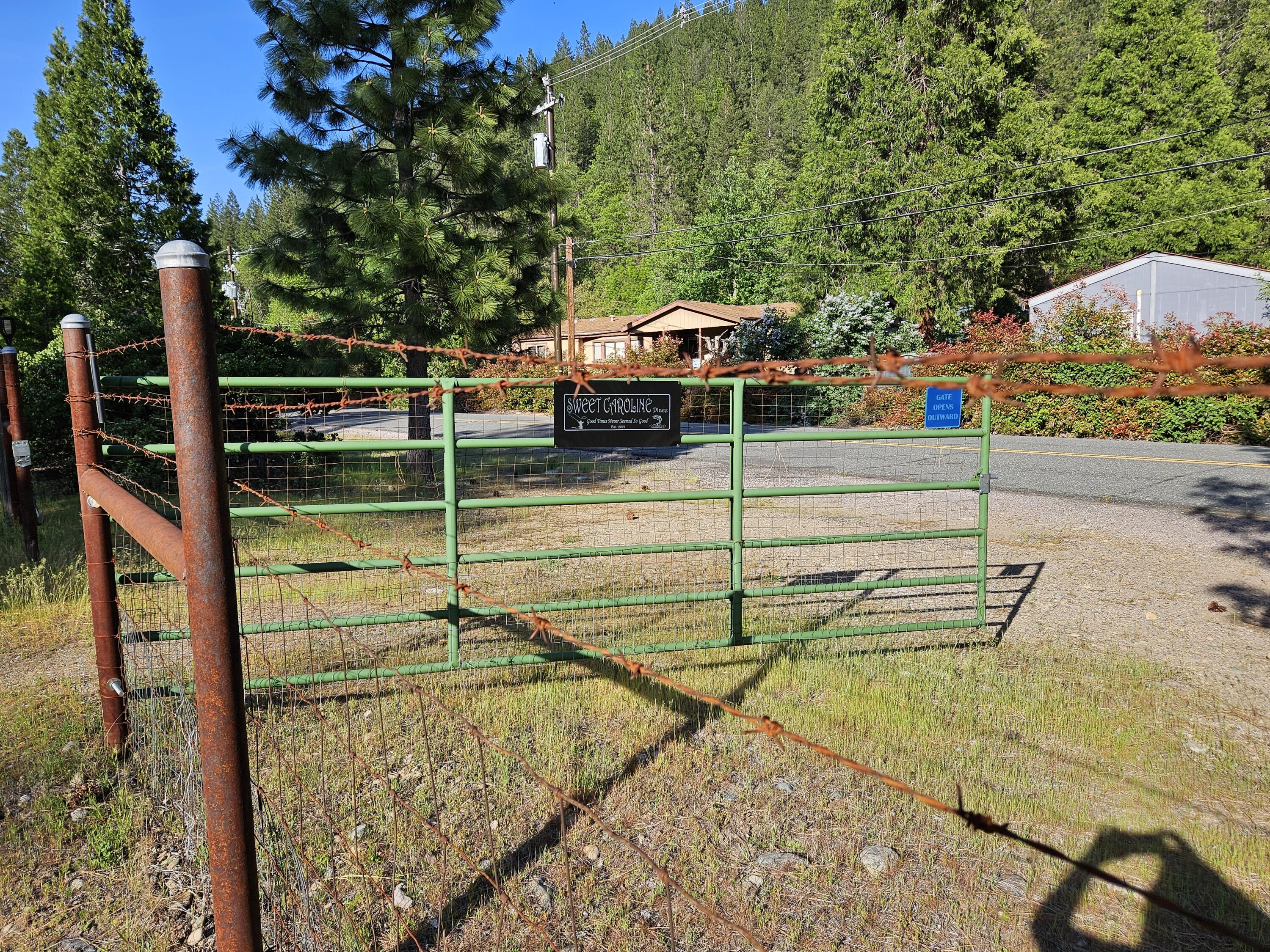 South 1st Street Dunsmuir, CA 96025 - Photo 17 of 18 a view of an outdoor space