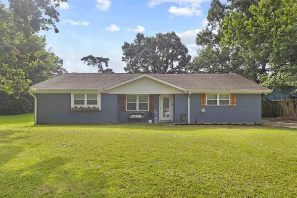 $229,500 | 1790 Wexford Drive, Vidor, TX 77662