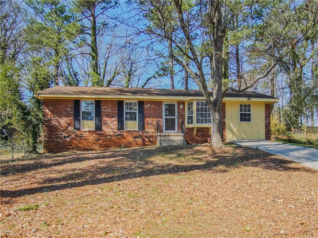 1623 Mallard Circle Conley, GA 30288 - Photo 2 of 20