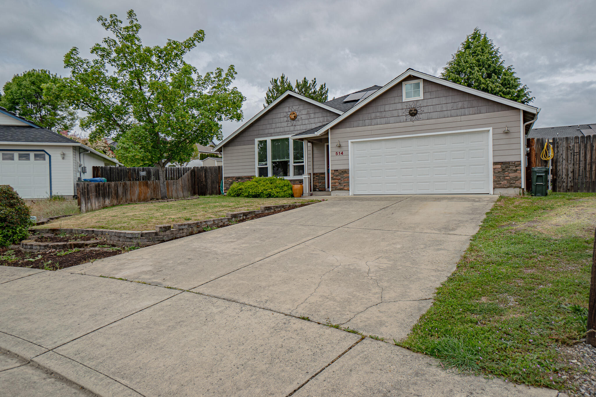514 Coventry Court Eagle Point, OR 97524 - Photo 23 of 24