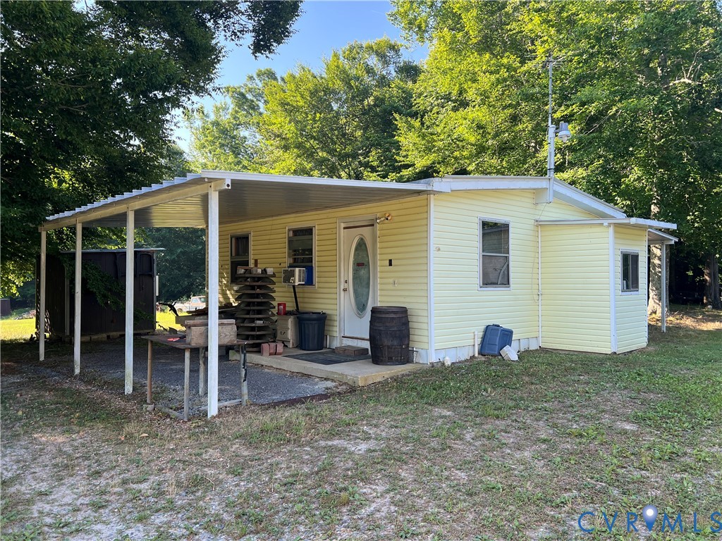 203 Watkins Mill Road Surry, VA 23883 - Photo 4 of 29