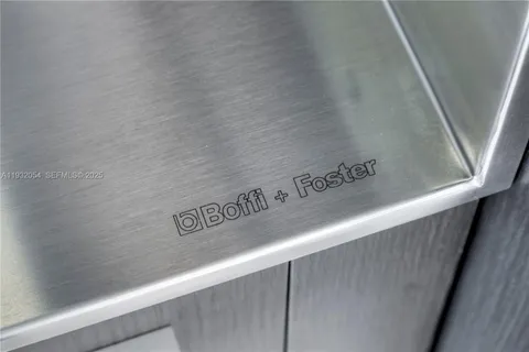 a close view of sink