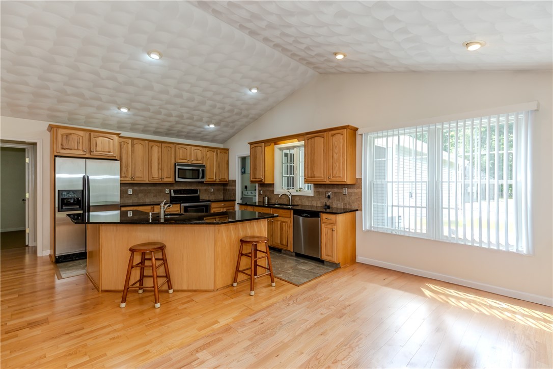 167 Cranberry Ridge Road Glocester, RI 02857 - Photo 19 of 50