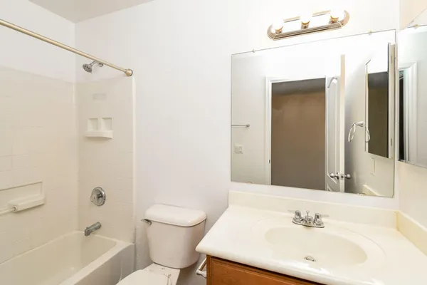 $1,835 | 1118 East Desert Springs Way, San Tan Valley, AZ 85143