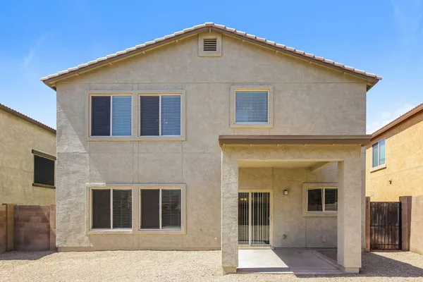 $1,835 | 1118 East Desert Springs Way, San Tan Valley, AZ 85143