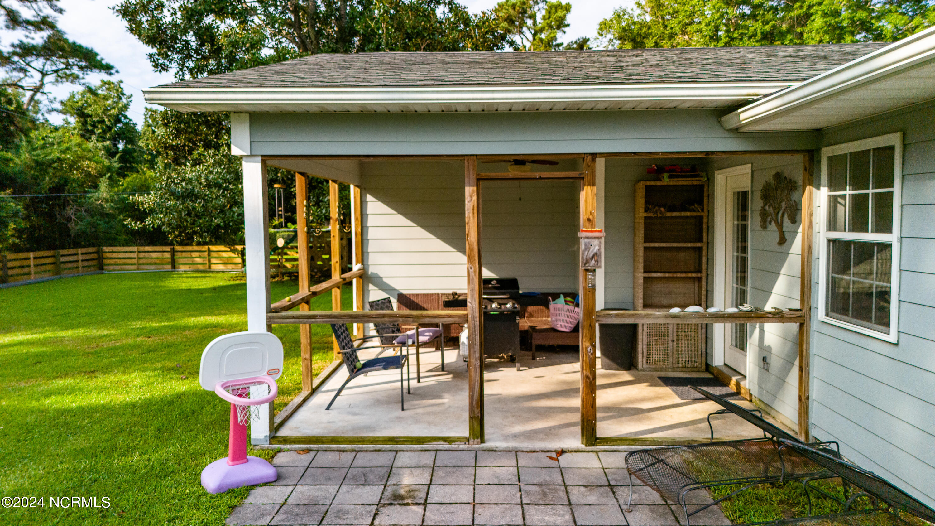 2206 North Road Morehead City, NC 28557 - Photo 6 of 52 Back Porch