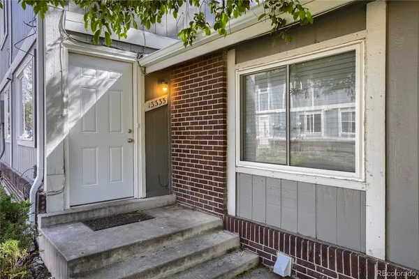 $1,895 | 13335 East Louisiana Avenue, Aurora, CO 80012