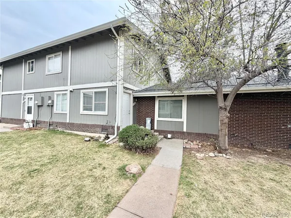 $1,895 | 13335 East Louisiana Avenue, Aurora, CO 80012