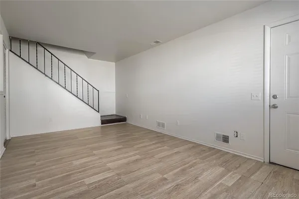 $1,895 | 13335 East Louisiana Avenue, Aurora, CO 80012