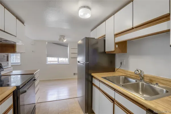 $1,895 | 13335 East Louisiana Avenue, Aurora, CO 80012