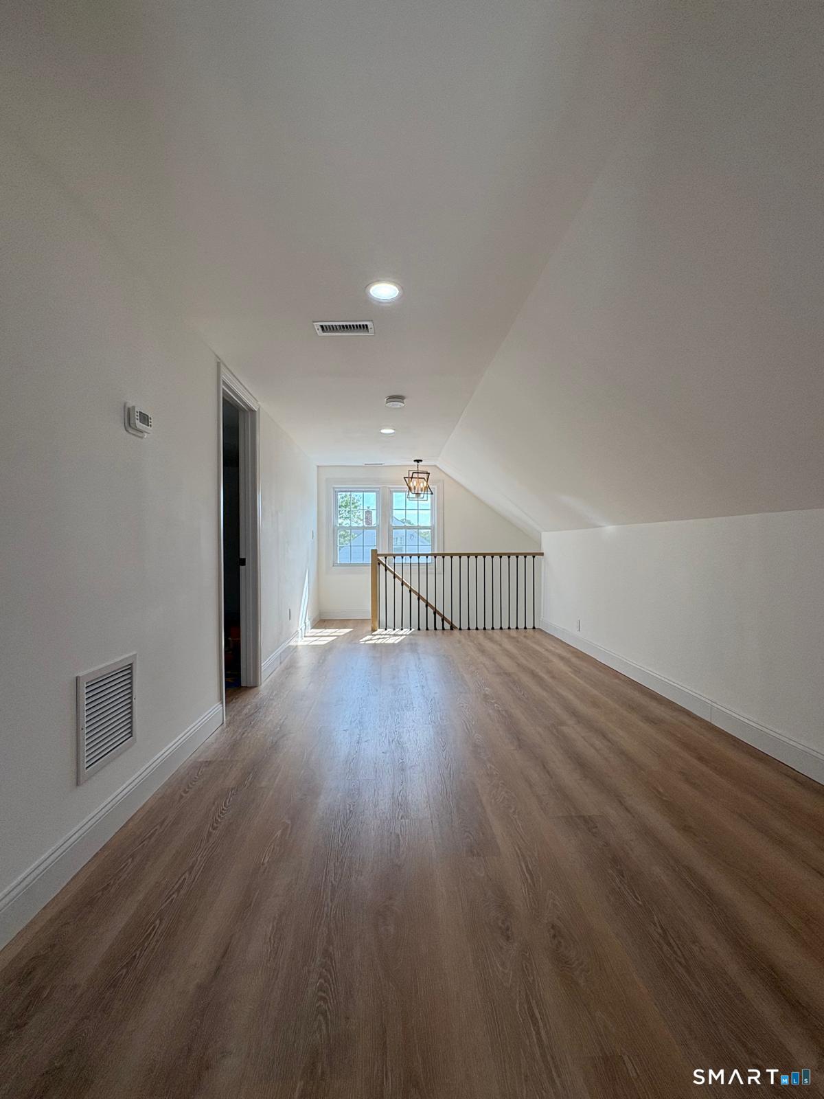 350 Roger Williams Road Bridgeport, CT 06610 - Photo 13 of 21 Gallery Image 13