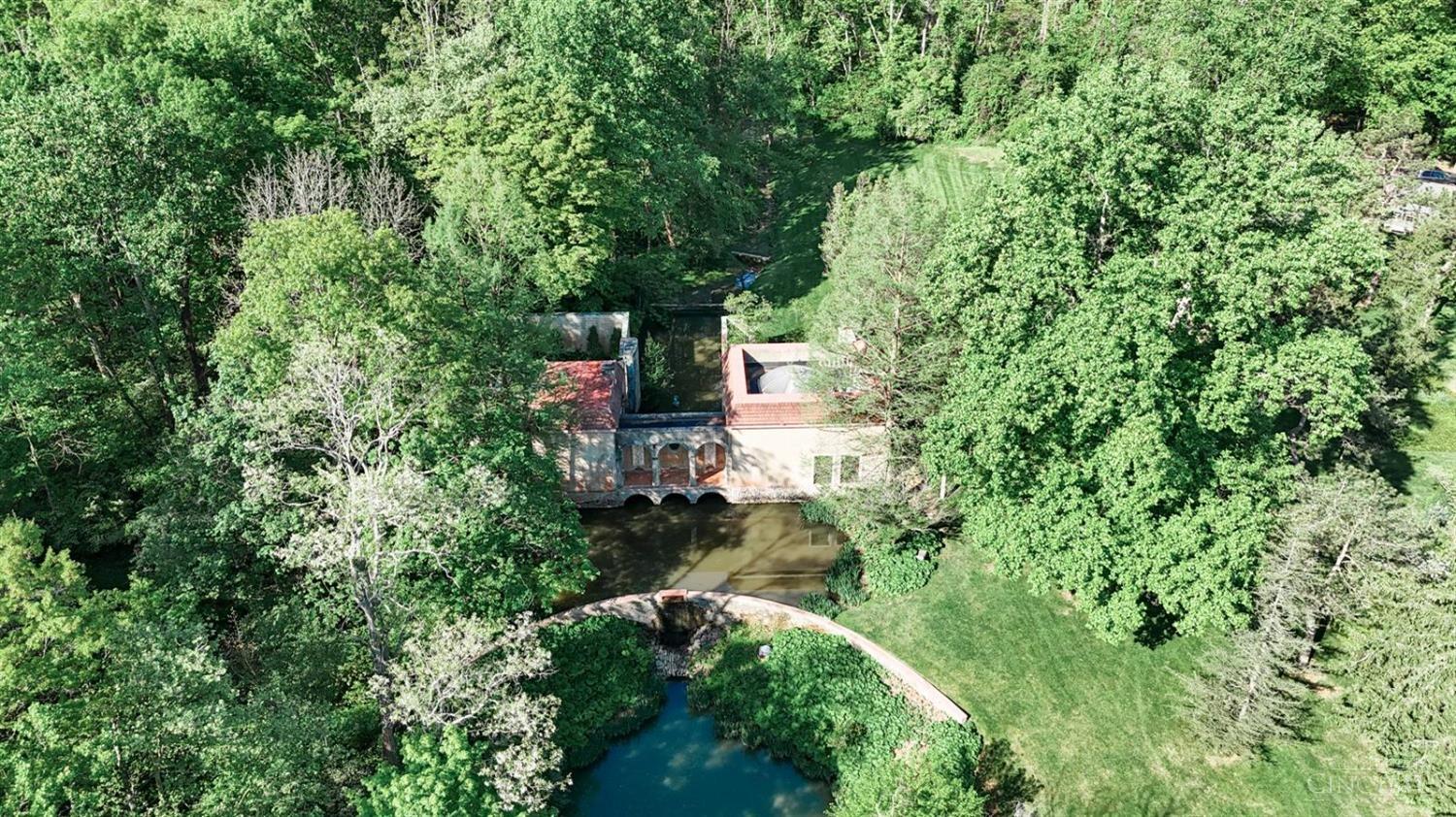 9575 Cunningham Road Cincinnati, OH 45243 - Photo 43 of 50