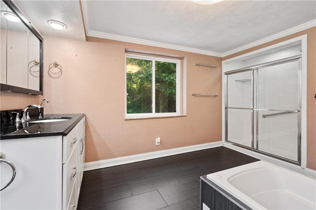 6190 Poketa Road Verona, PA 15147 - Photo 14 of 24 Gallery Image 14