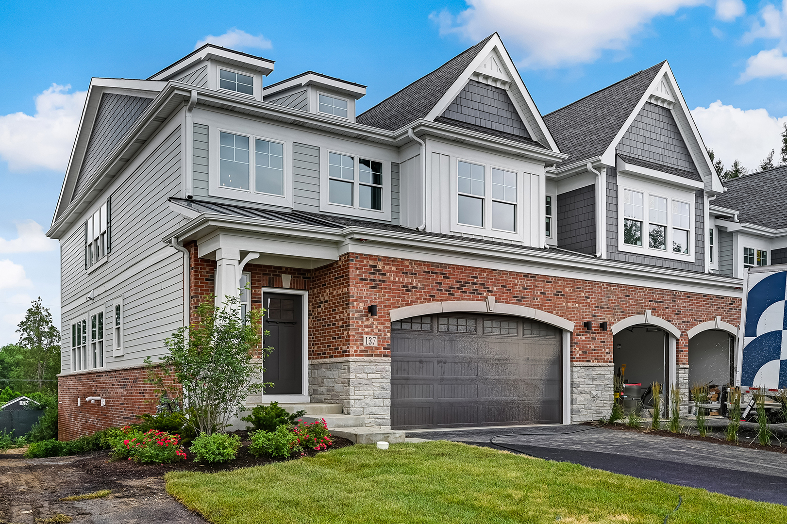 137 Harding Avenue Glen Ellyn, IL 60137 - Photo 2 of 3 front view of a house with a yard