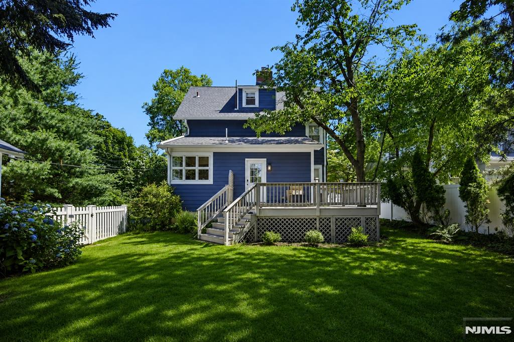 10 Mountain Place Montclair, NJ 07043 - Photo 19 of 20