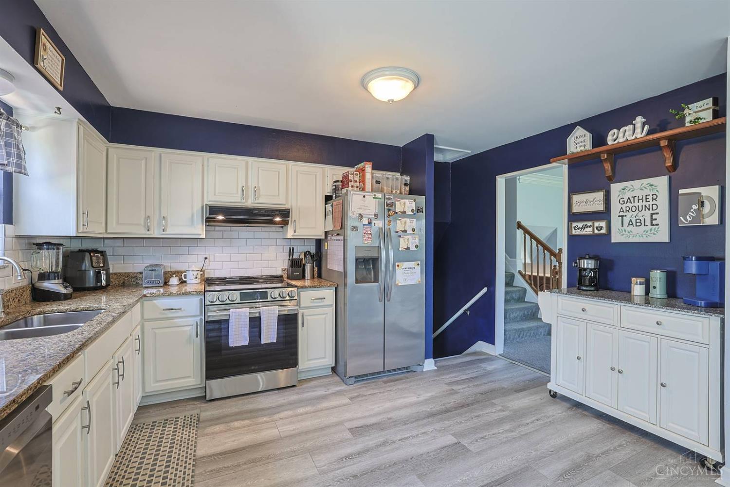 5860 Timely Terrace Cincinnati, OH 45233 - Photo 17 of 39