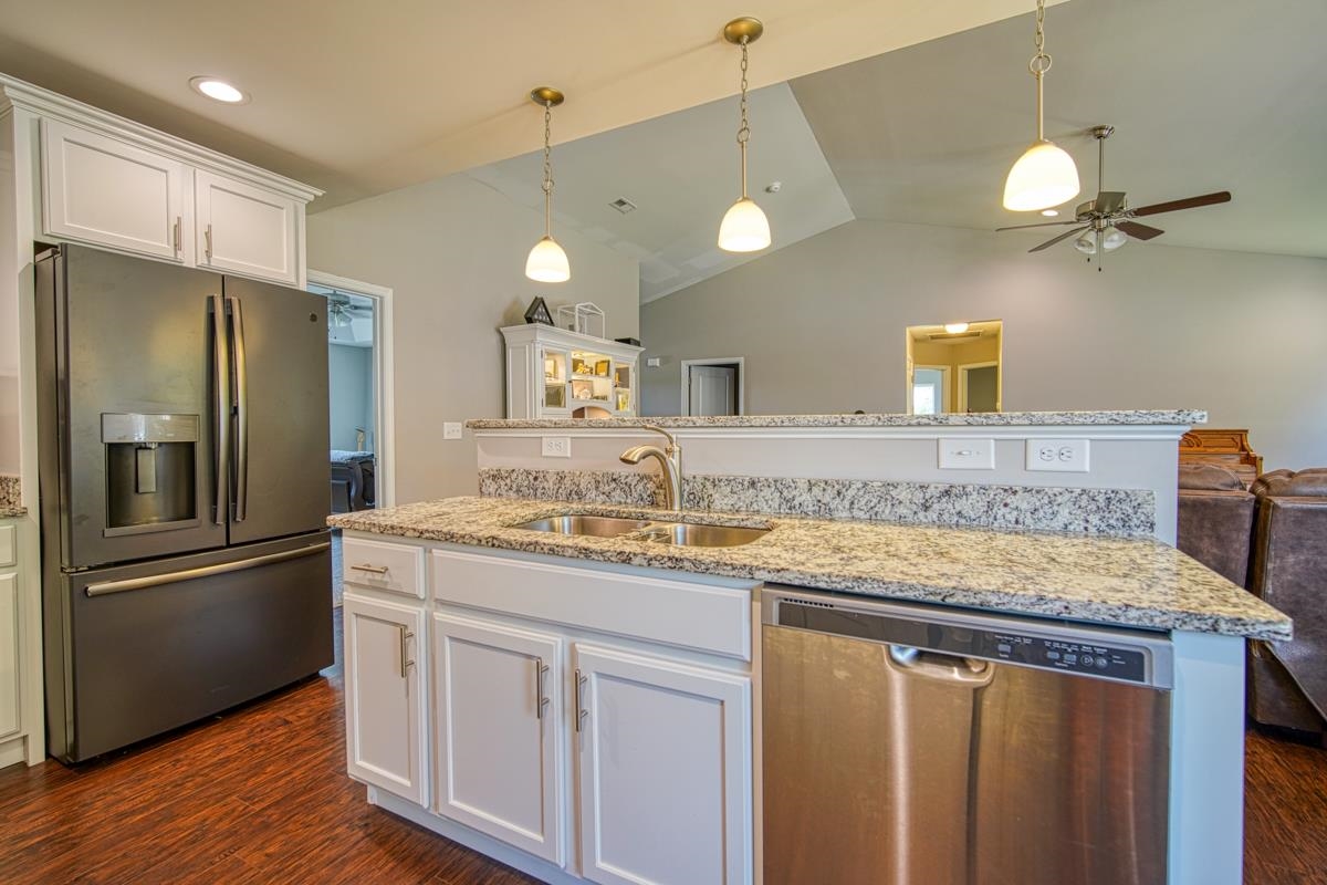 138 Bradley Road Chesnee, SC 29323 - Photo 8 of 36