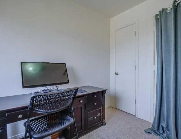 $389,000 | 3882 Fujiyama Way, Redding, CA 96001