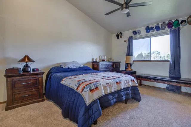 $389,000 | 3882 Fujiyama Way, Redding, CA 96001