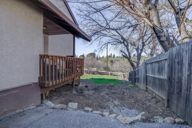 $389,000 | 3882 Fujiyama Way, Redding, CA 96001