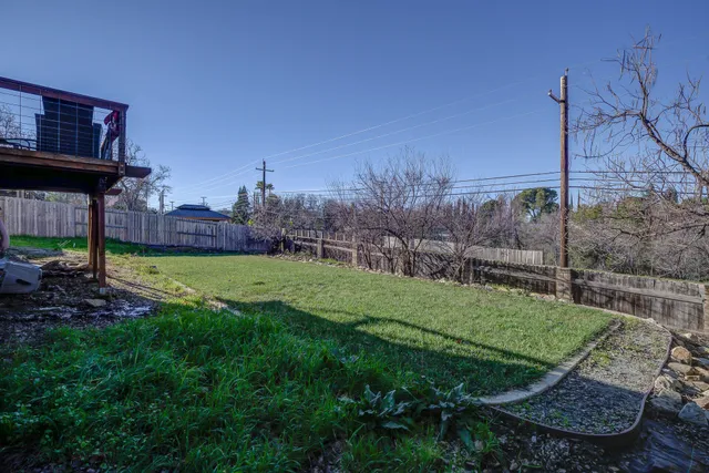 $389,000 | 3882 Fujiyama Way, Redding, CA 96001