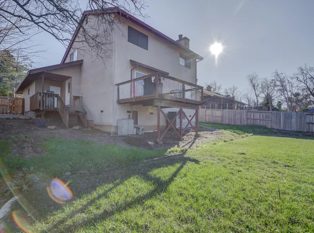 $389,000 | 3882 Fujiyama Way, Redding, CA 96001