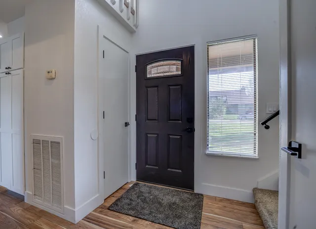 $389,000 | 3882 Fujiyama Way, Redding, CA 96001